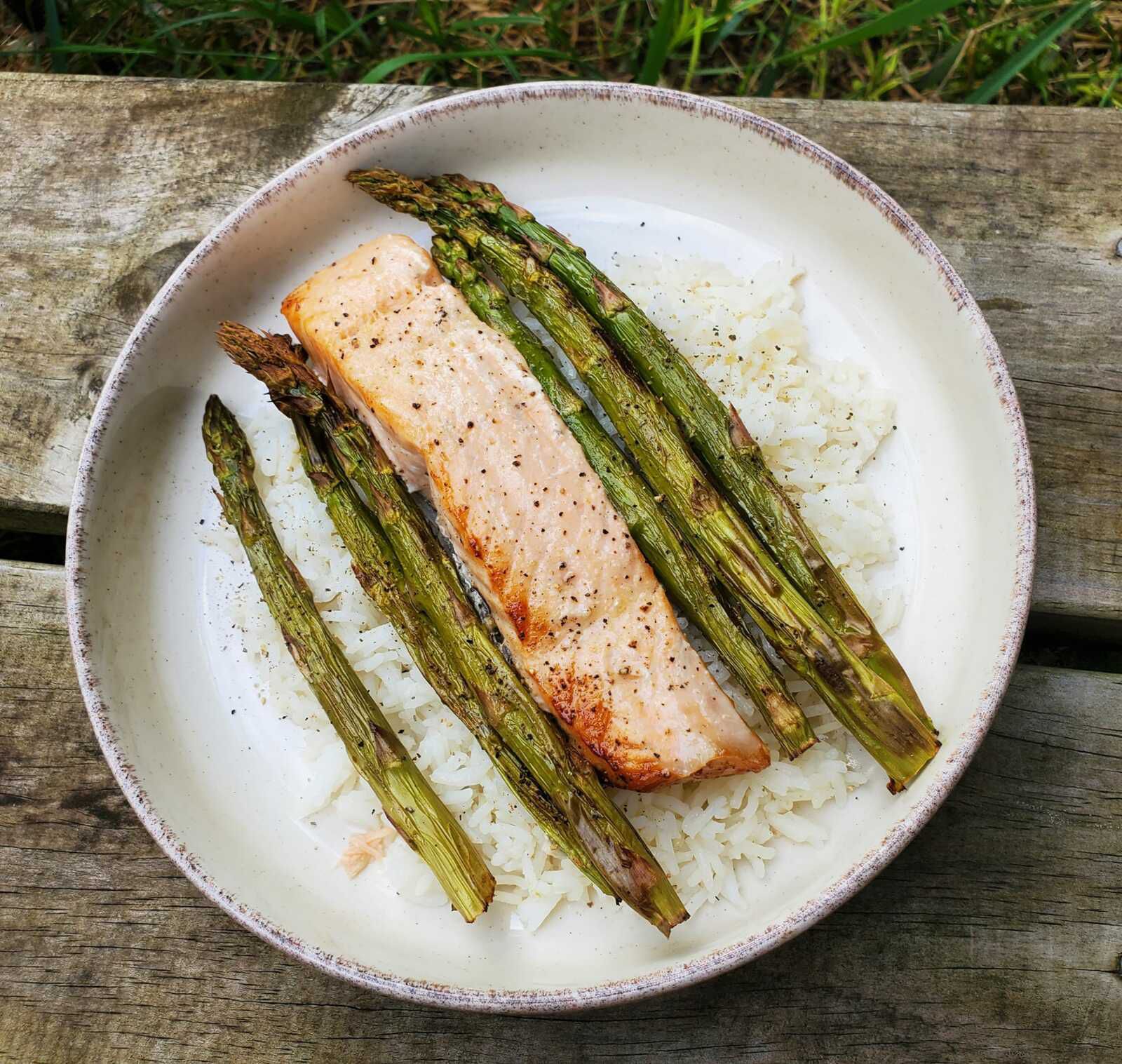 Saumon aux asperges vertes au air fryer