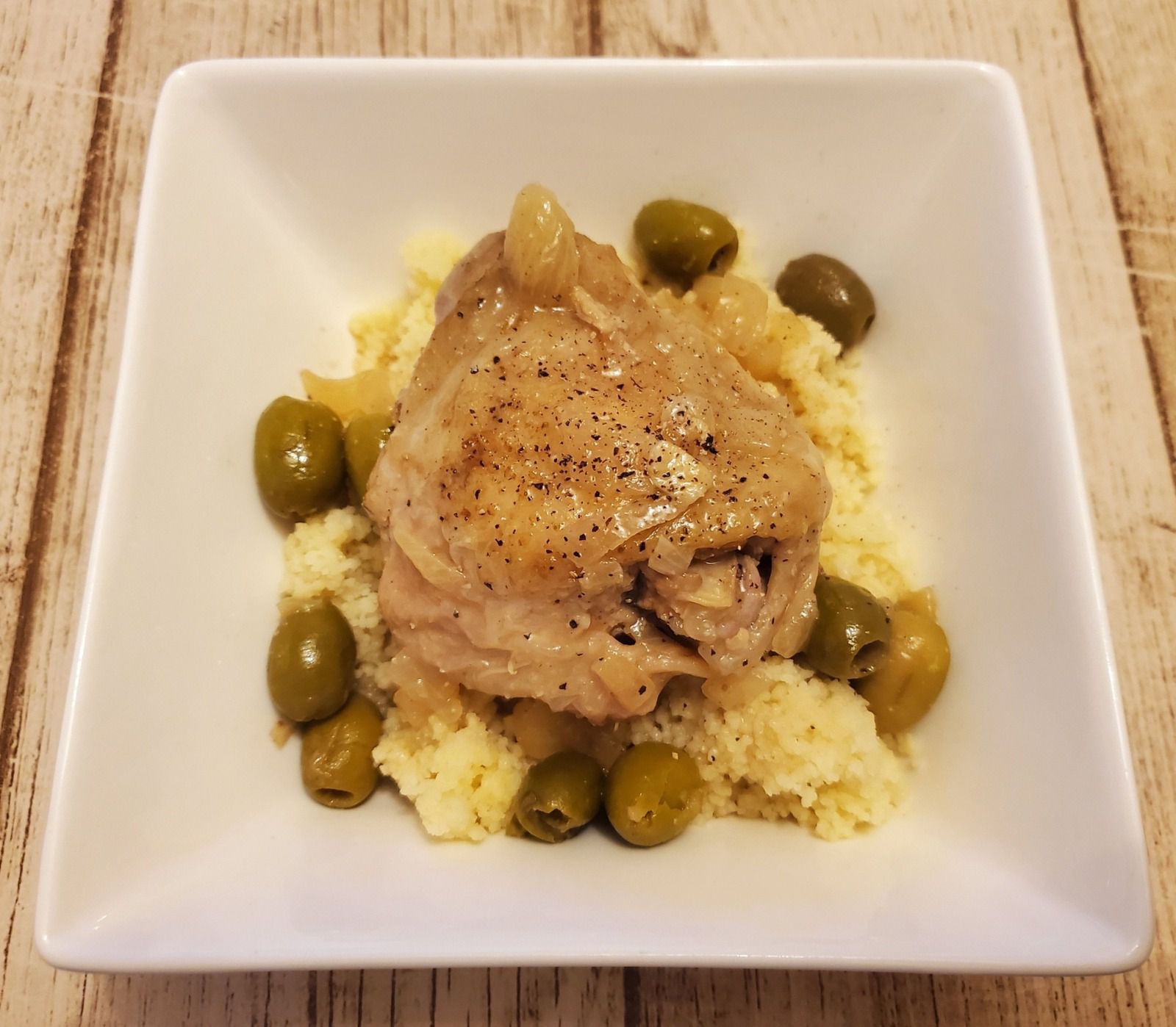 Lemon and olive chicken wirh couscous