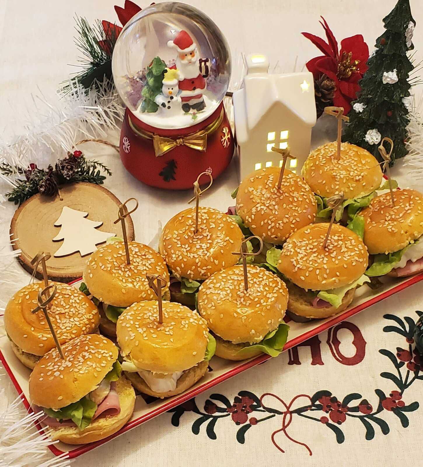 Mini burgers au Pavé d'Affinois Gourmand et mortadelle