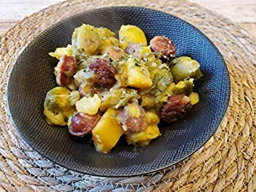 Choux de Bruxelles, saucisses fumées et pommes de terre au Cookéo