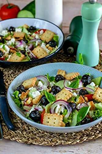Salade grecque croustillante