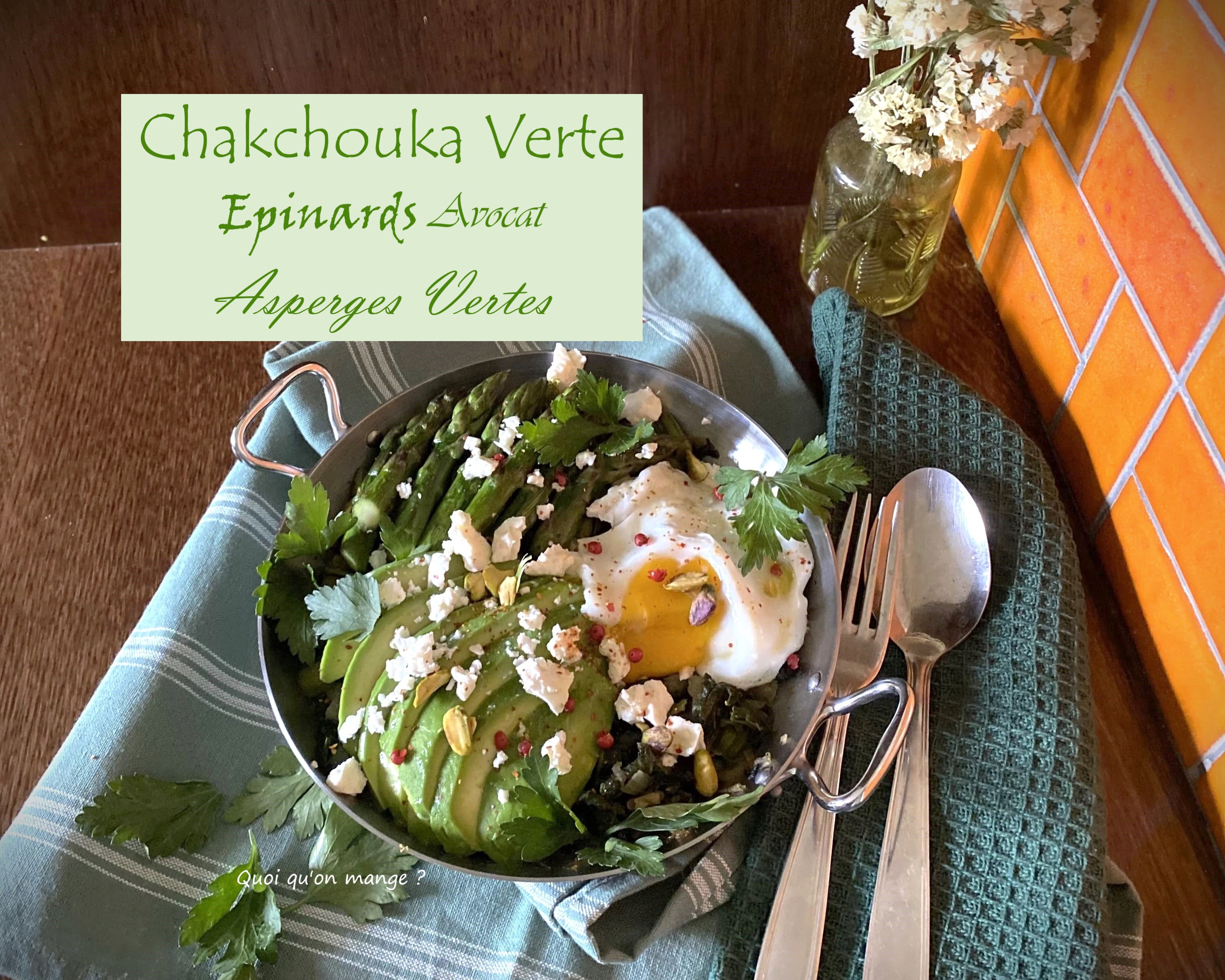 Chakchouka verde {épinards – asperges vertes – avocat} et feta