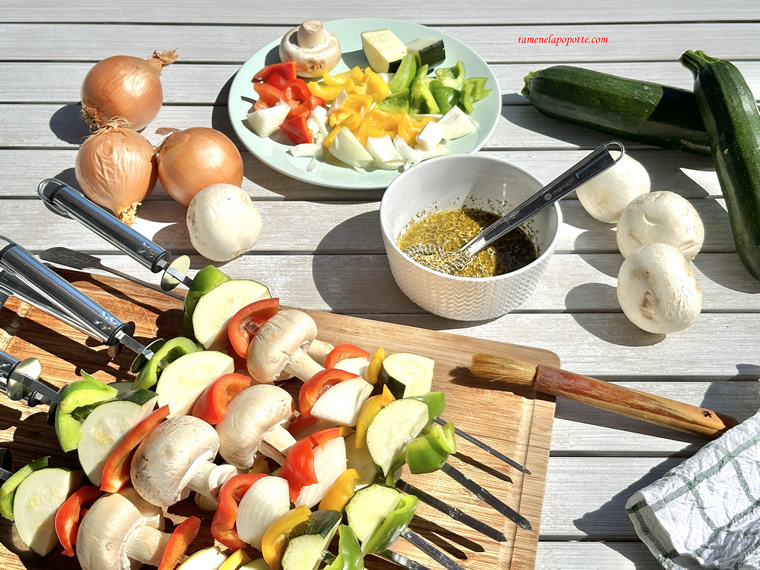 Marinade pour brochettes de légumes au barbecue