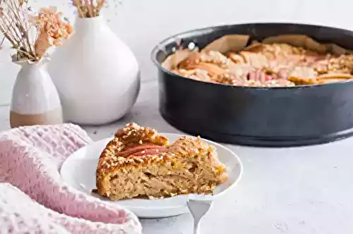 Gâteau ultra-moelleux pommes, noisettes et cannelle