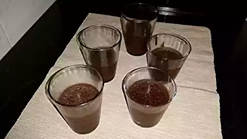 Mousse au chocolat végétalienne (sans tofu soyeux)