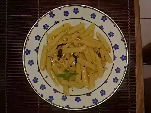 Pâtes à l'ail et au basilic