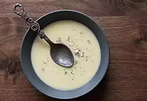 Velouté crémeux de céleri-rave et Fourme d'Ambert