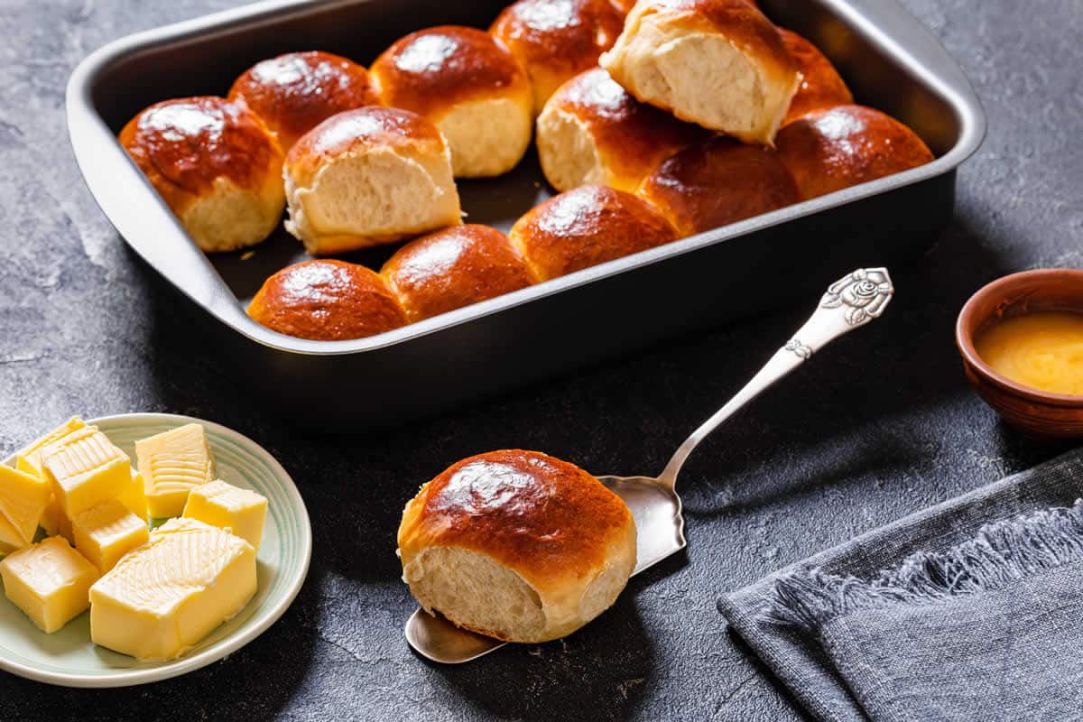 Petits Pains Moelleux au Lait : doux, délicieux et tendres