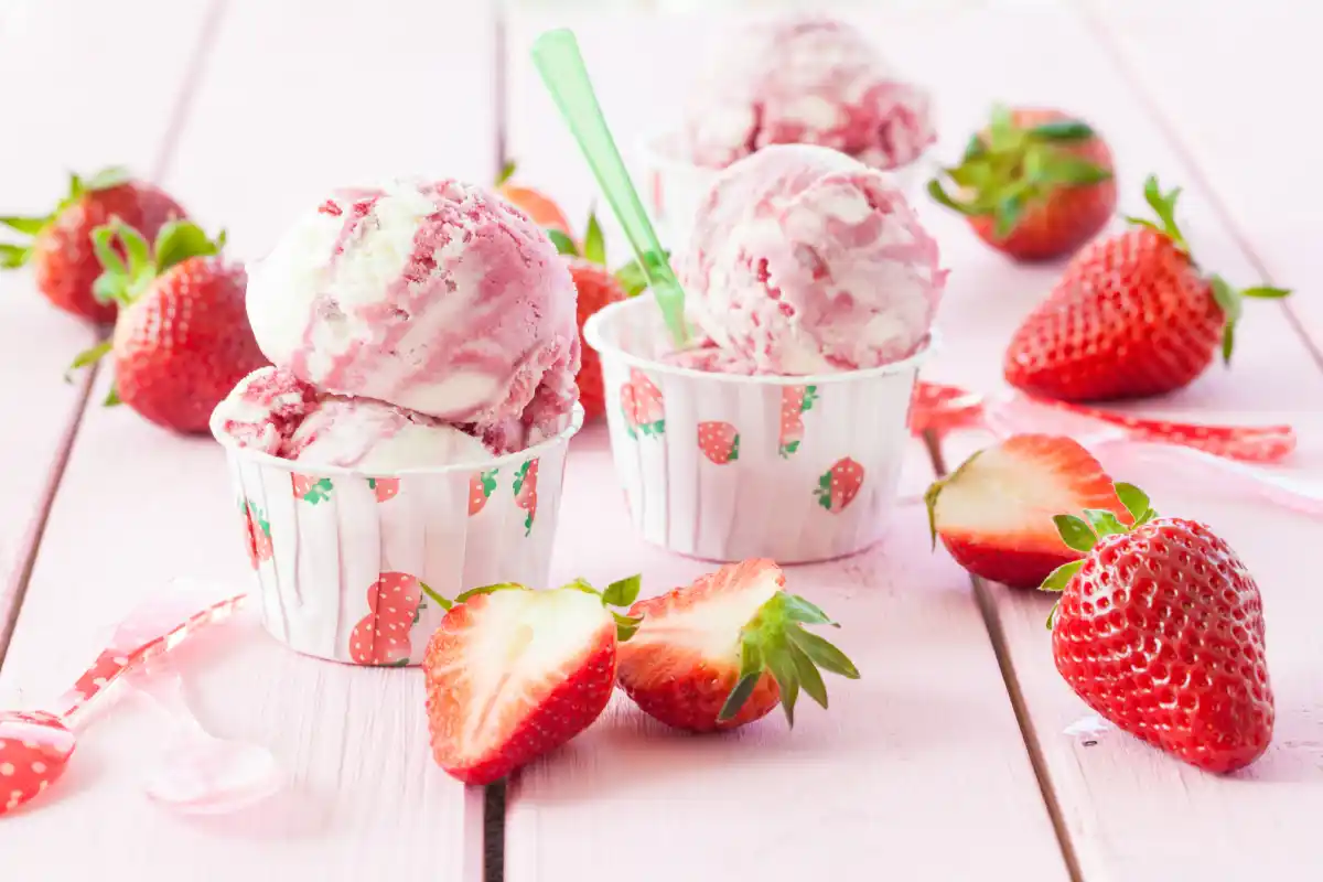 Glace aux fraises sans sorbetière