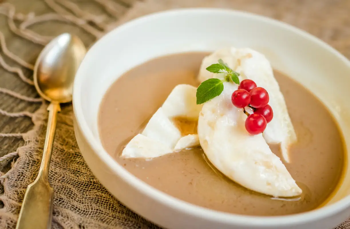 Les œufs à la neige : floating island dessert