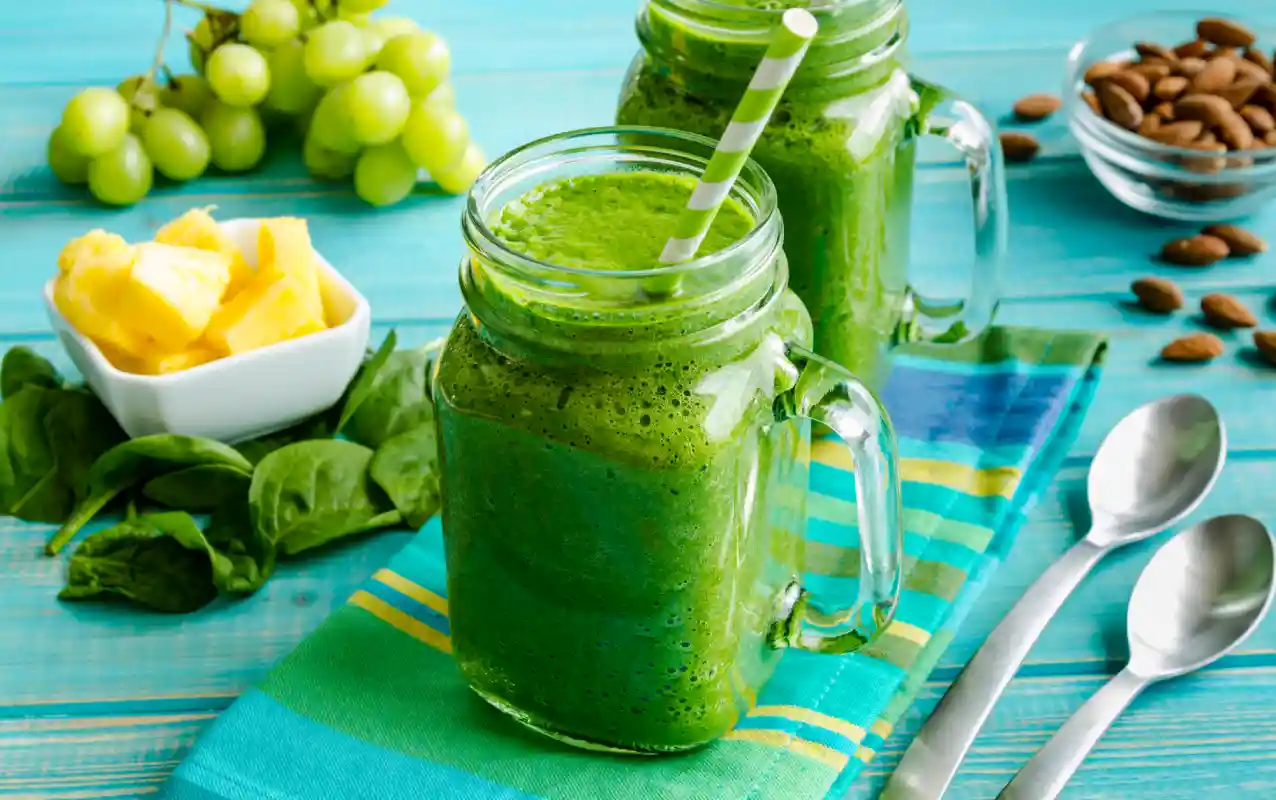 Green smoothie aux épinards : 5 minutes pour booster votre énergie