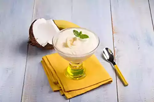 Mousse noix de coco et banane onctueuse et idéale comme dessert