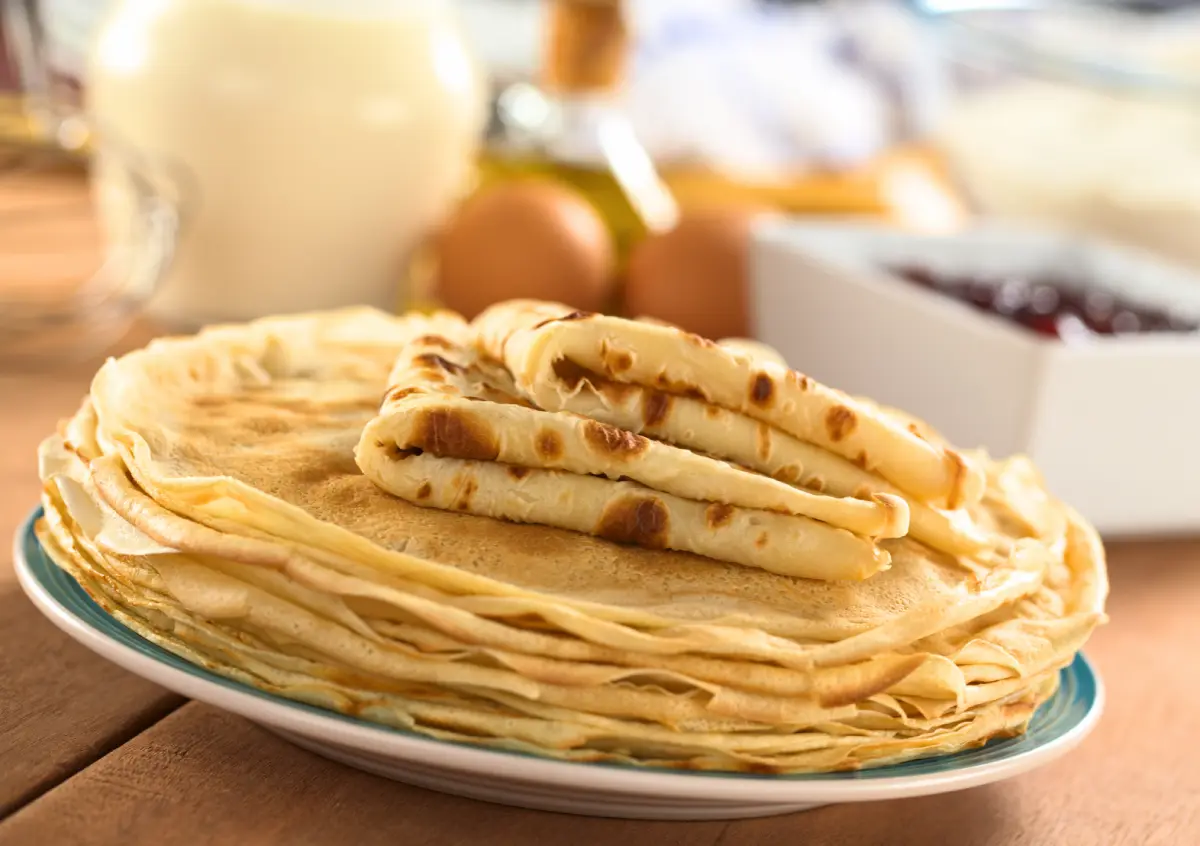 Recette crepe légère et moelleuse : un incontournable pour tous les gourmands