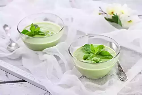 Soupe veloutée de petits pois : une fraîcheur dans chaque cuillerée.