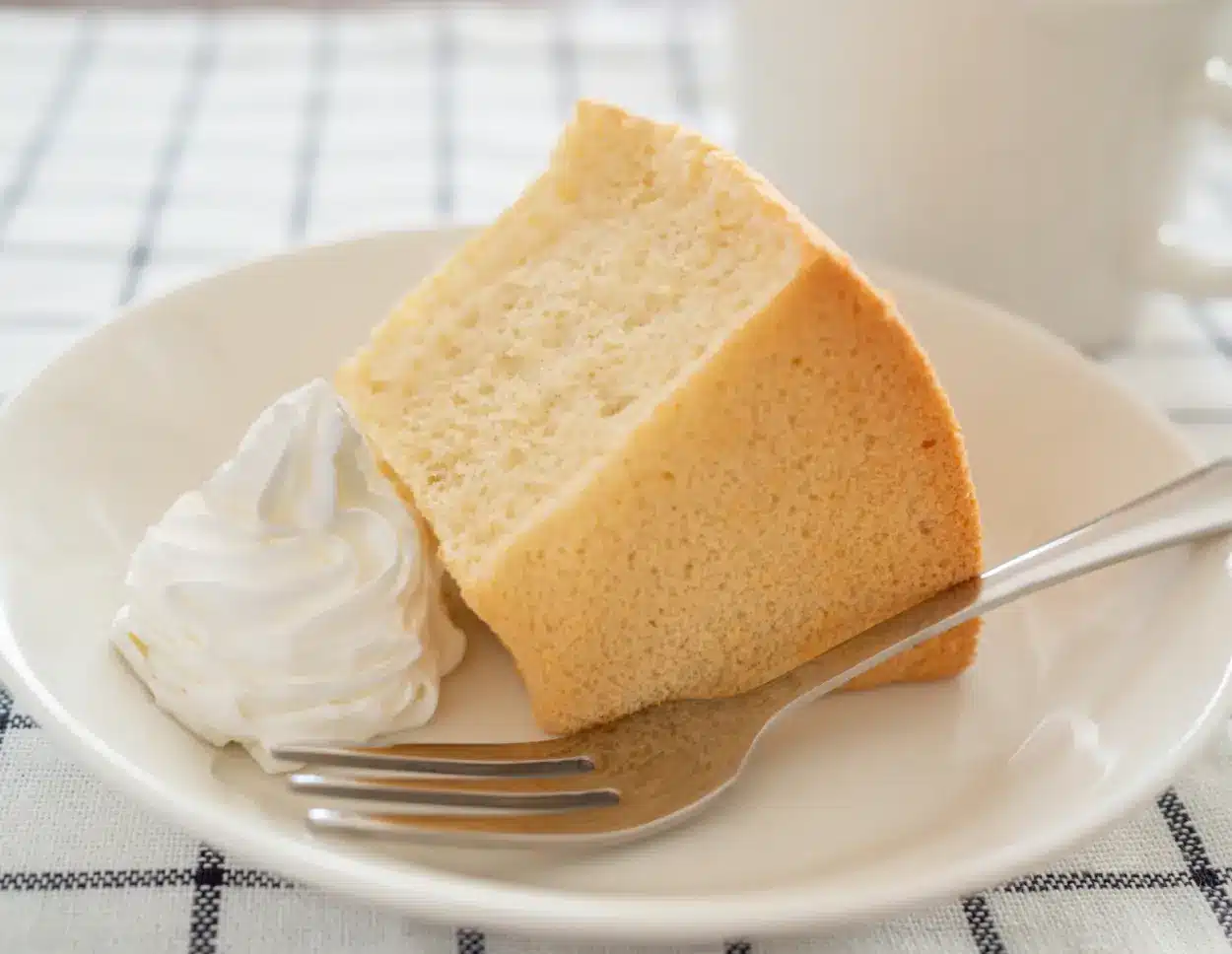 Chiffon Cake Maison : Un Nuage de Douceur à Chaque Bouchée