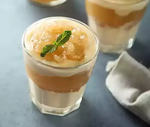 Panna Cotta Vanille et Compote de Pomme : le Dessert Parfait de Saison