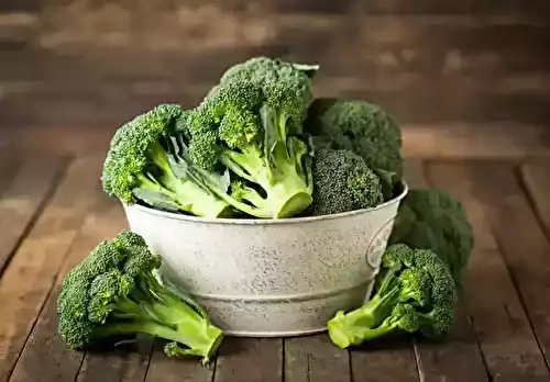 Quels sont les vitamines et minéraux présents dans le brocoli ?