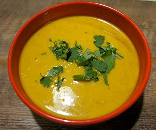 Soupe de carottes au lait de coco et curcuma - Recettes de Papounet