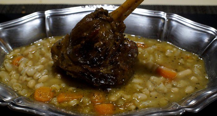 Souris d'agneau aux haricots blancs - Recettes de Papounet