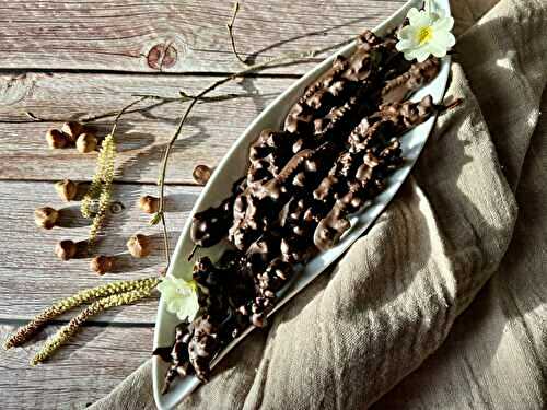 Chatons de noisetier au chocolat et aux noisettes