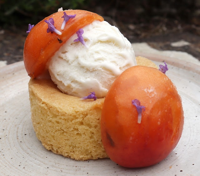 Sablés Bretons et abricots caramélisés à la lavande, glace vanille