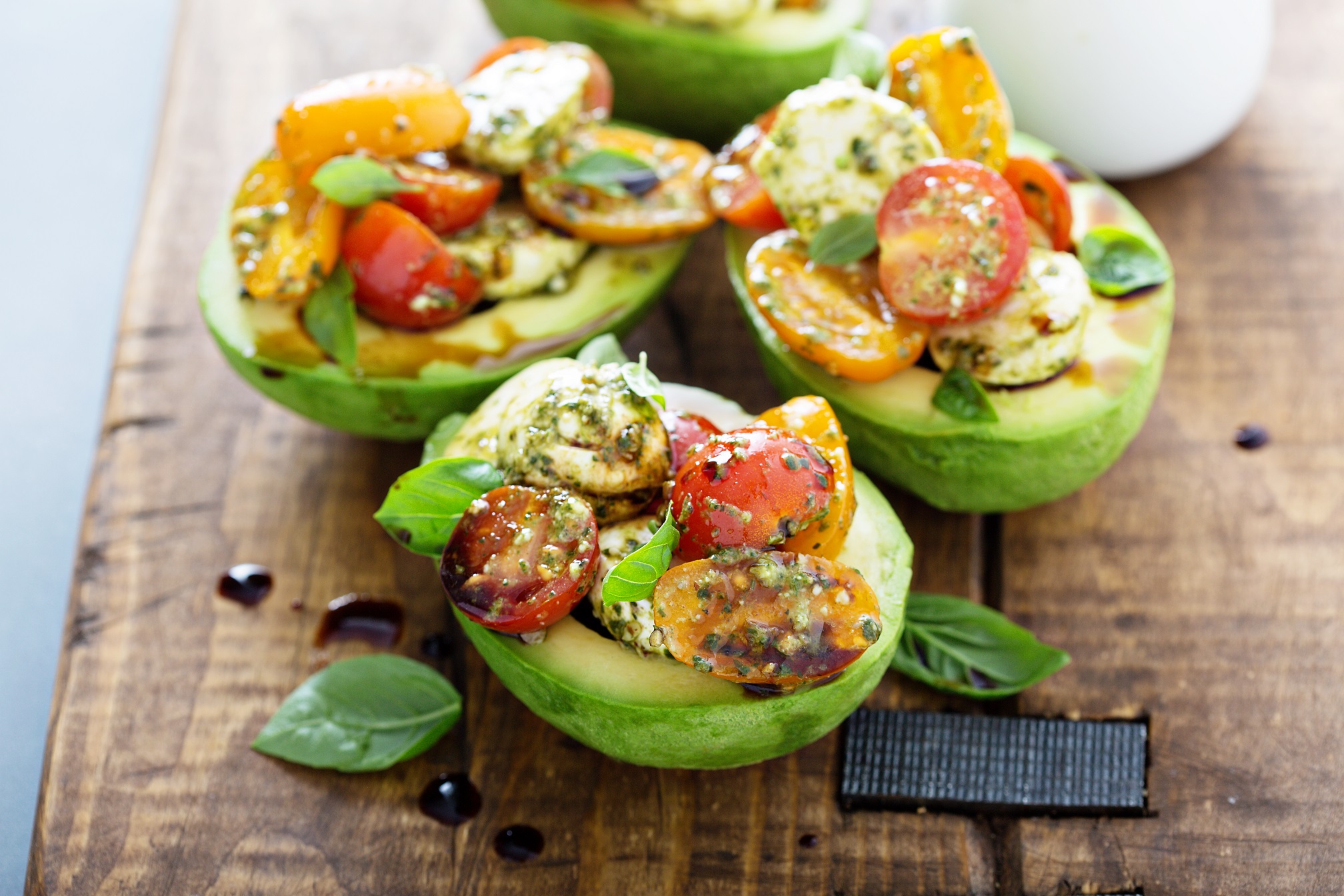 Avocats Gourmets au Pesto d’Amande