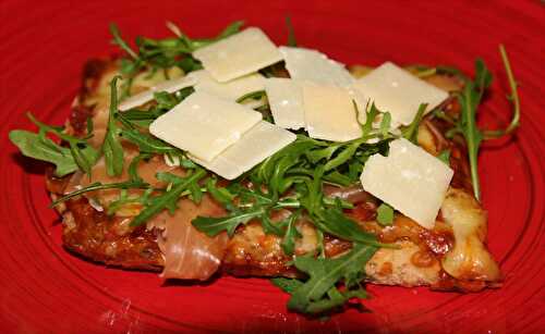 Pizza tomates speck mozzarella IG bas