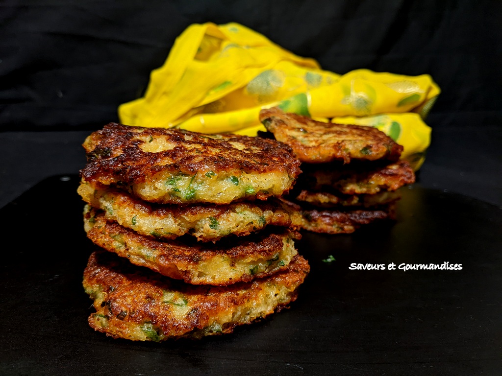 Galettes de couscous au fromage.