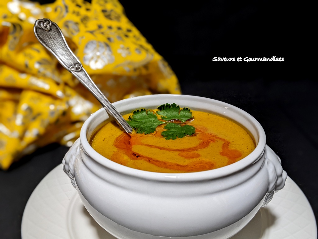 Soupe de carottes épicée de  de Nadiya Hussain