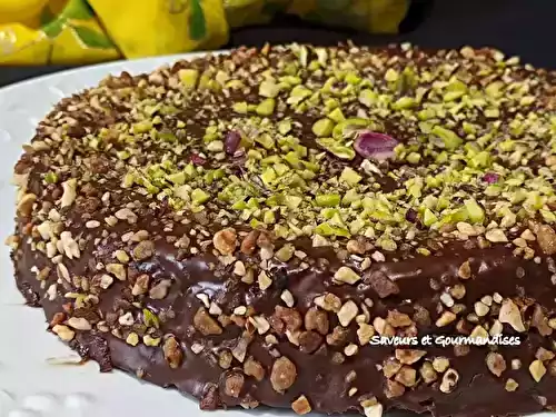 Fondant tout chocolat avec glaçage croquant