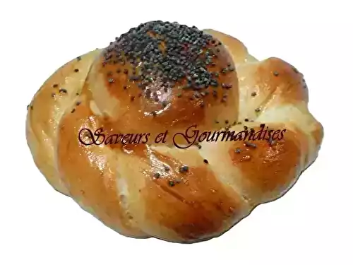 Petits pains torsadés à l'orange