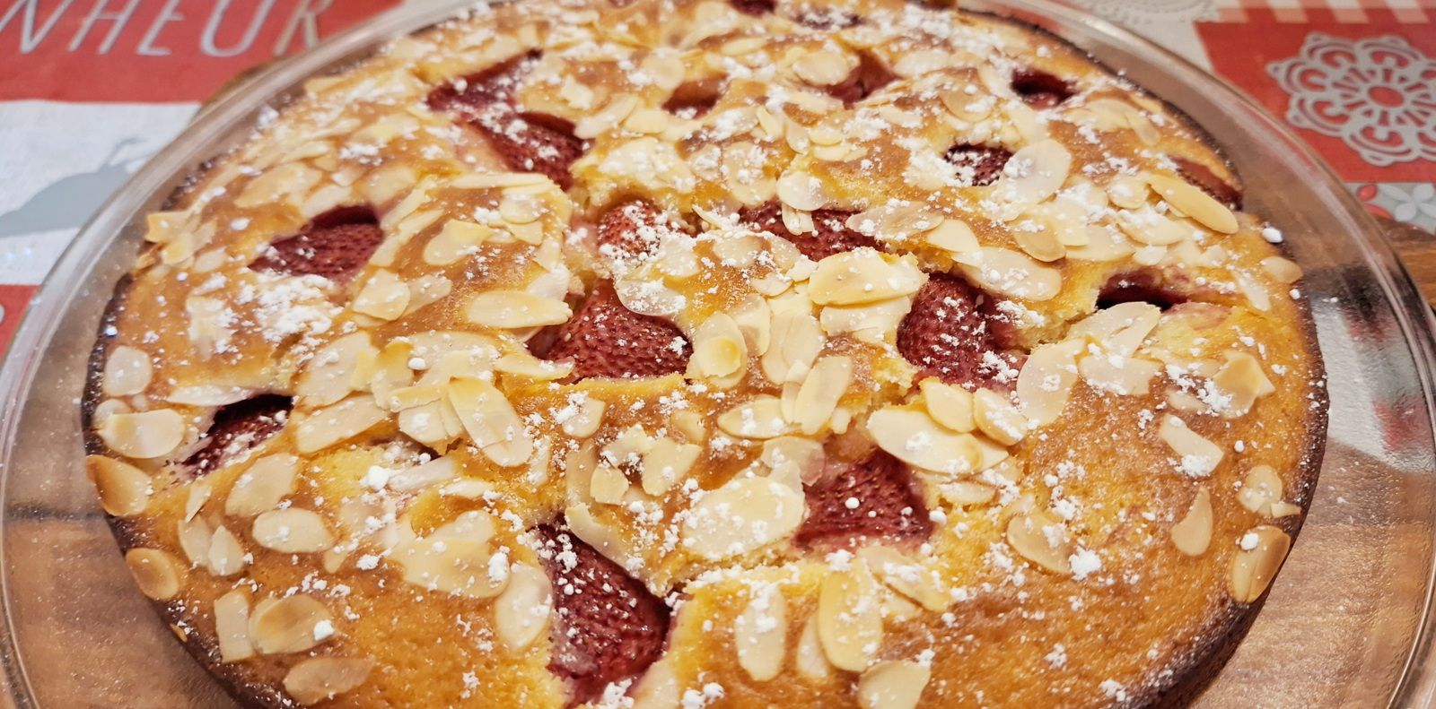 Gâteau fondant aux fraises