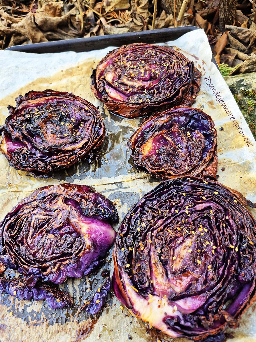 Steaks de chou rouge au Zaatar