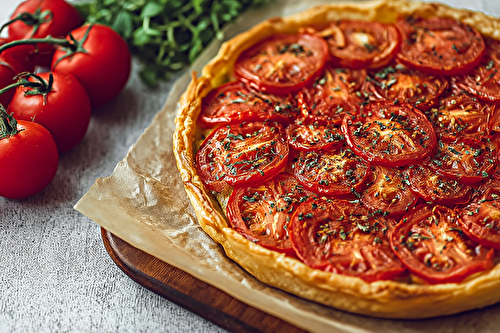 Tarte fine à la tomate croustillante