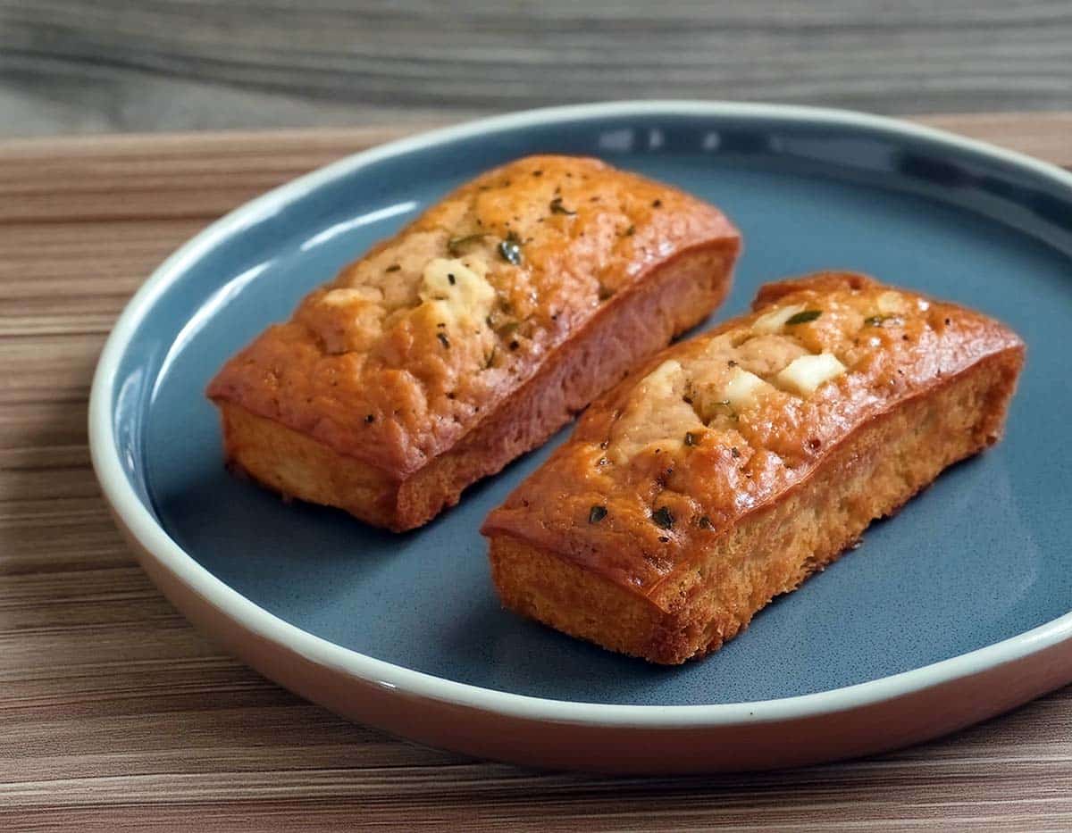 Cake au thon et coulis de tomate à l’Airfryer