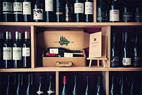 Idées cadeaux de vin pour les fêtes de fin d’année : 7 suggestions pour ravir les amateurs