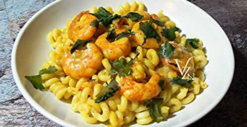 Pâtes aux crevettes et curry
