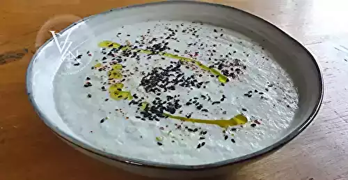 Velouté froid de concombre à la crème de coco
