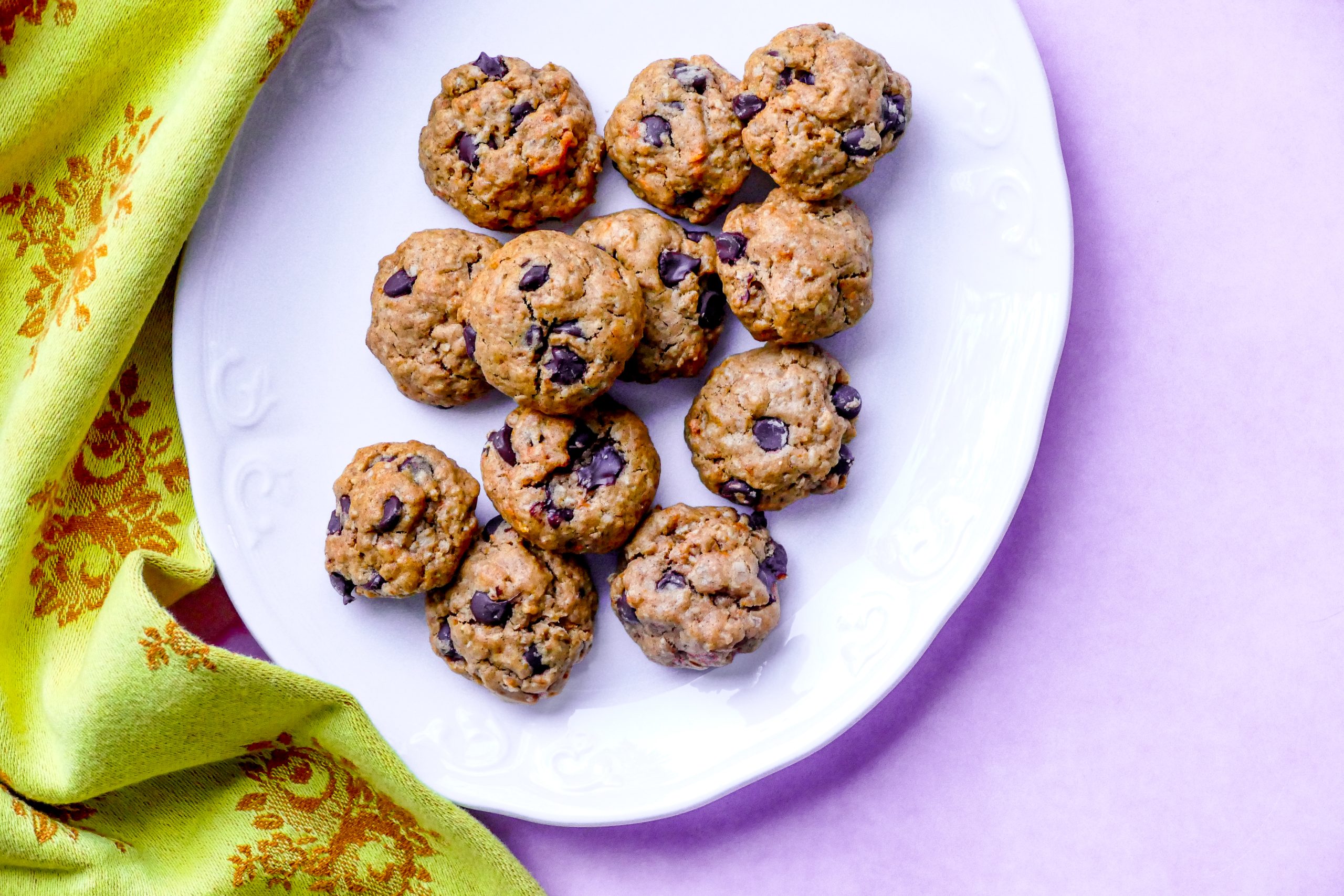 Biscuits à la patate douce, aux flocons d’avoine et aux pépites de chocolat