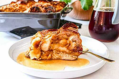 Pain doré aux pommes caramélisées, cuit au four et à préparer la veille