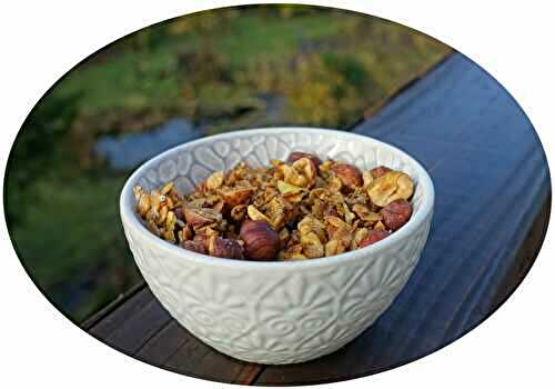 Granola salé aux noisettes & kacha - IG Bas & végétalien