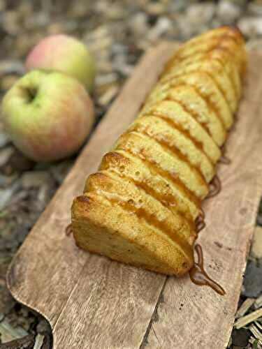 CAKE CANNELE POMMES CARAMEL