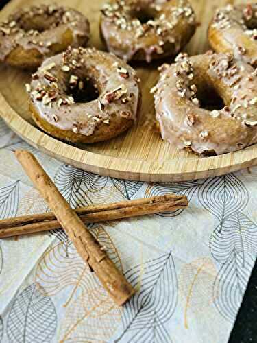 DONUTS PATATES DOUCES NOIX DE PECAN EPICES POUR HALLOWEEN