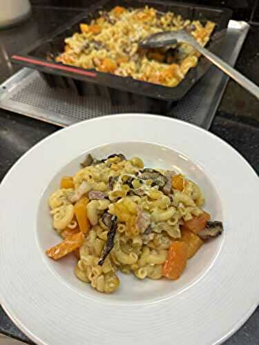 ONE POT PASTA BUTTERNUT CHAMPIGNONS LARDONS