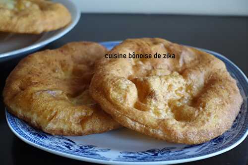  Ftayers ,ftira ou ftaïrs (sfenjs, beignets plats de Annaba )