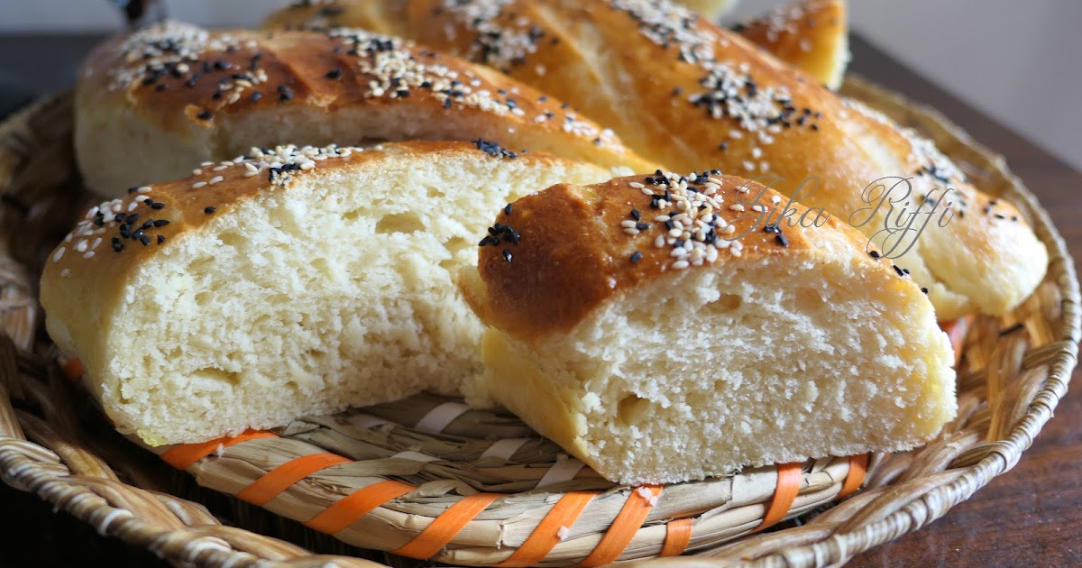 MAASSEMS- KHOBZ EL AÏD - PAIN BRIOCHE BÔNOIS DE L'AÏD A LA SEMOULE AU MAHLEPI