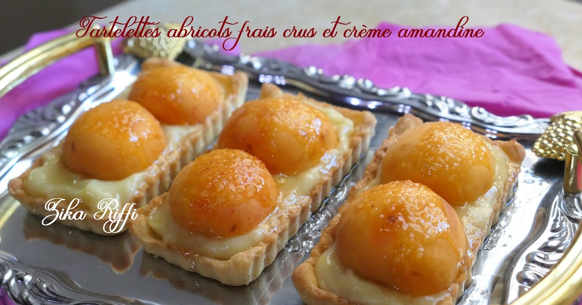 TARTELETTES AUX ABRICOTS FRAIS ET CRÈME AMANDINE