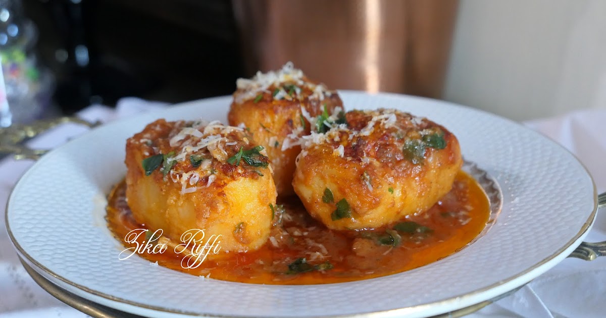 DOLMA BATATA- POMMES DE TERRE FARCIES À L'AGNEAU ET PARMESAN- SAUCE TOMATES FRAÎCHES