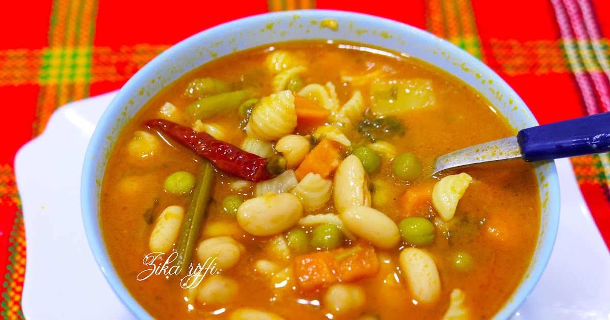 SOUPE DE HARICOTS BLANCS AUX POIS CHICHES ET AUX LEGUMES