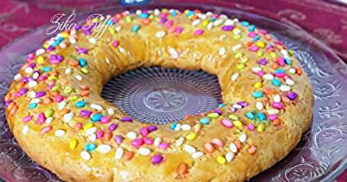 BISCUIT- COURONNE À L'ORANGE ENTIÈRE- GÂTEAU DU MATIN ET DU GOÛTER